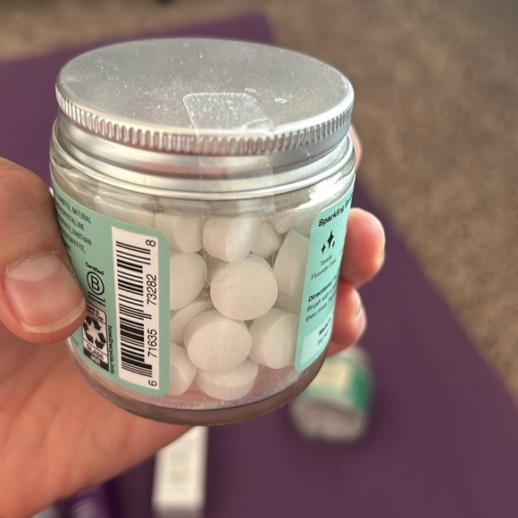 Paula’s Choice skin care plus toothpaste tablets - Picture 11 of 14